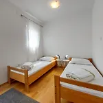 Apartamento Martina By Interhome