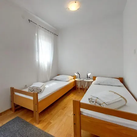 Apartament Martina By Interhome