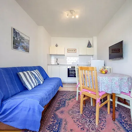 Martina By Interhome Njivice